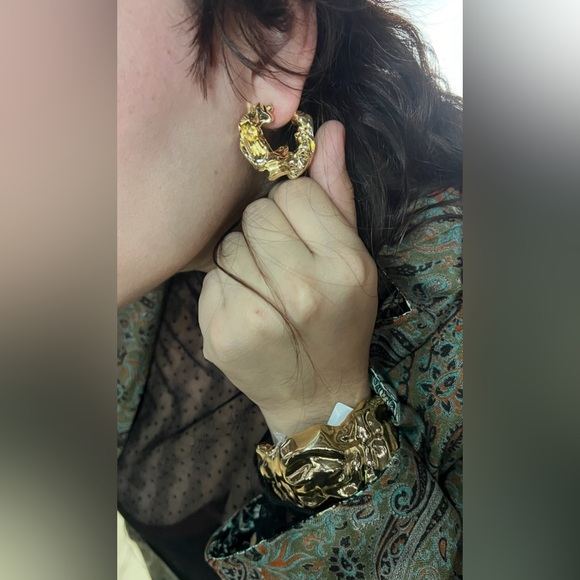 4J. Abstract Organic Shape Earrings - Picture 6 of 6